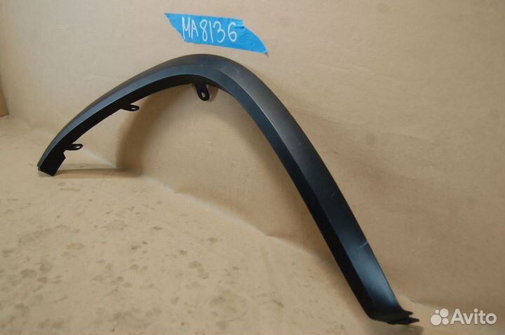 Накладка крыла переднего левого - Toyota Fortuner