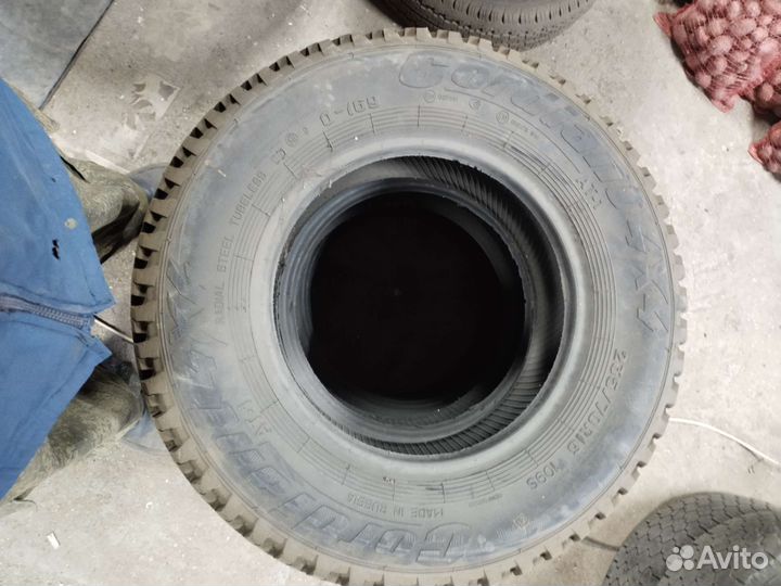 Kumho Road Venture ST KL16 235/75 R16 108H