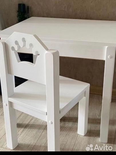 Детский стол и стул