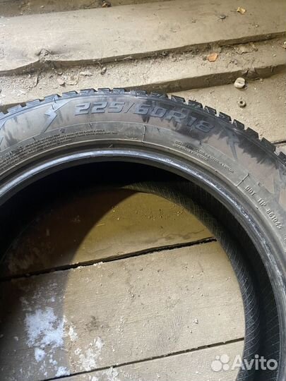 Aplus A703 225/60 R18