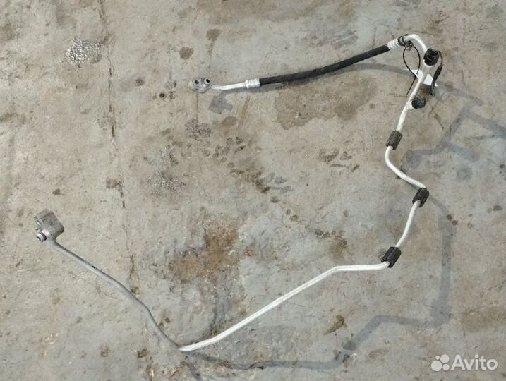 Трубка кондиционера Volkswagen Passat B7 caxa 2013