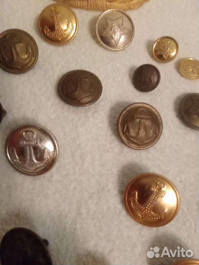 Пуговицы