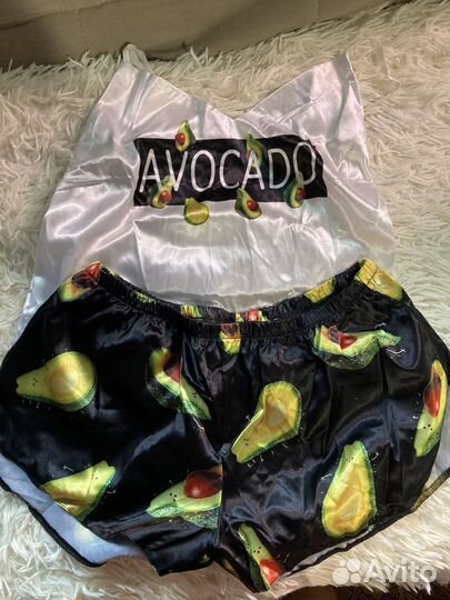 Пижамы женские новые