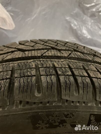R18 Michelin Pilot Alpin PA4 225/45, PCD 5x114.3 DIA 60