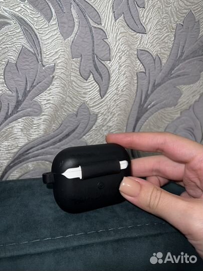 Чехол на airpods pro