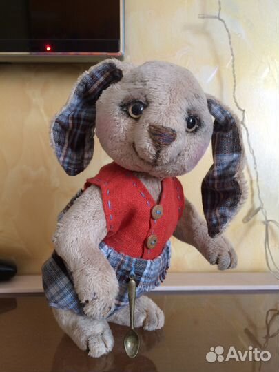 Зайка - игрушка в стиле тедди