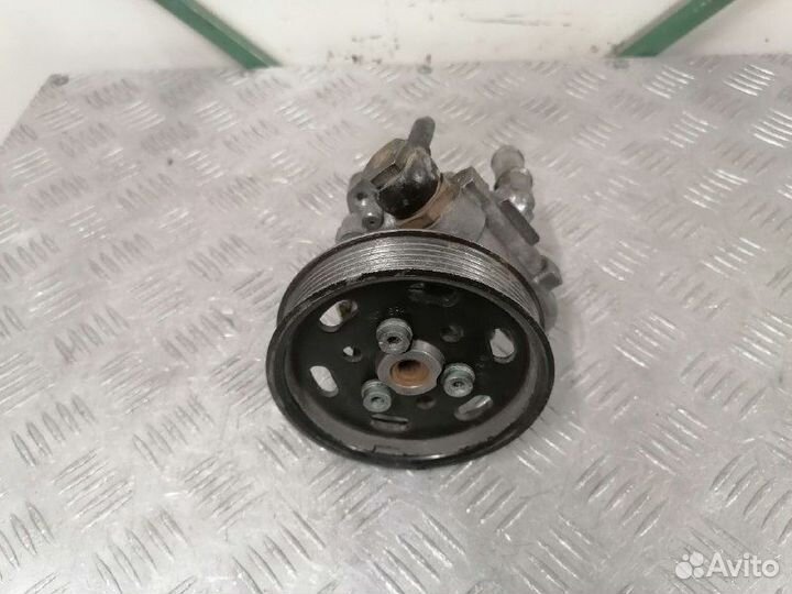 Насос гур Skoda Octavia A4 1.6 8V