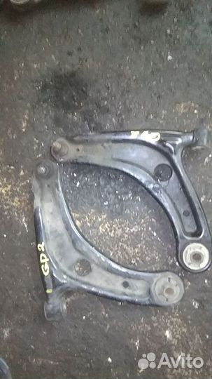 Рычаг передний левый на subaru impreza GJ2, GJ3