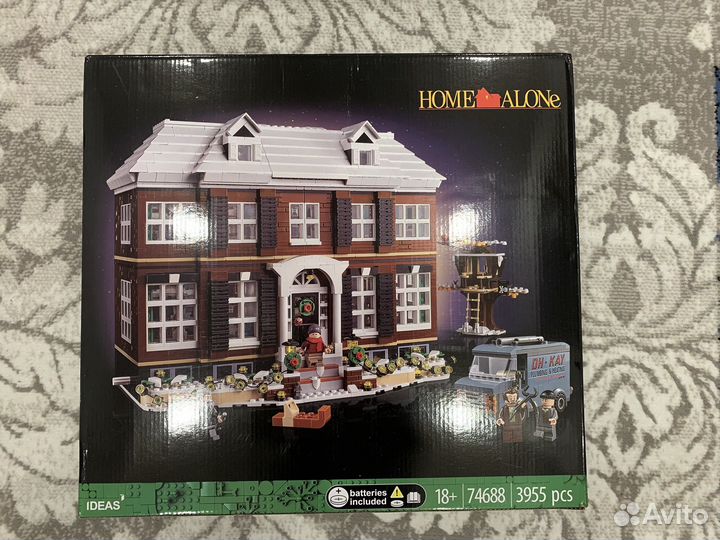 Конструктор lego 21330 Один дома