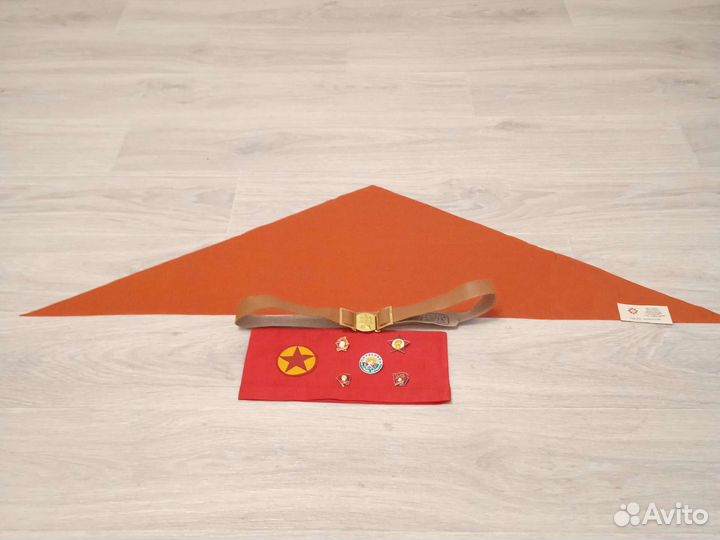 Атрибутика пионерская, школьная СССР