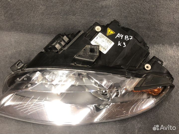 Фара левая ксенон audi A4B7