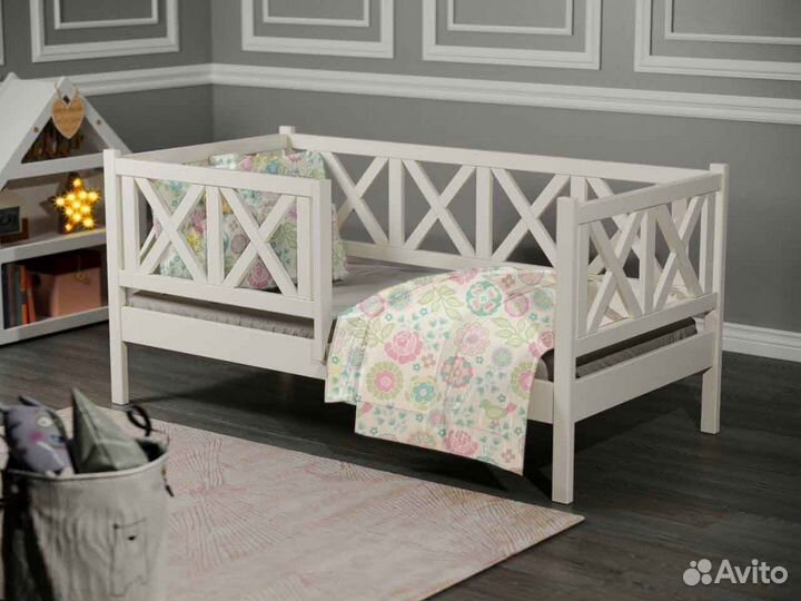 Кроватка софа от 2х лет высокий борт из массива