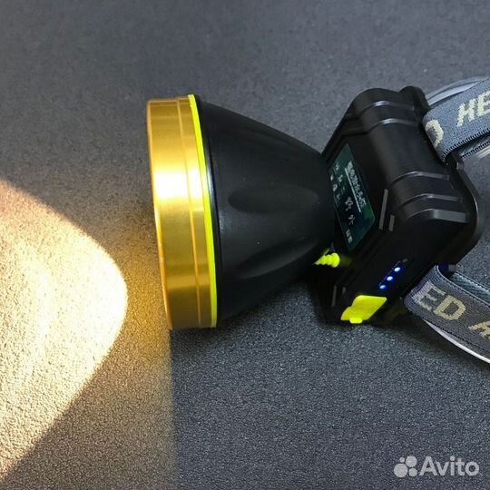 Фонарь для рыбалки с острогой P50