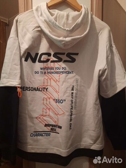 Толстовка с капюшоном