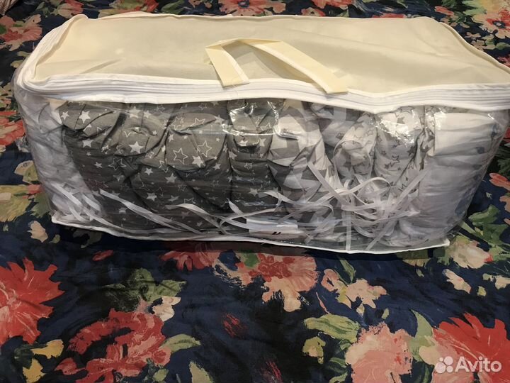 Бортики в кроватку