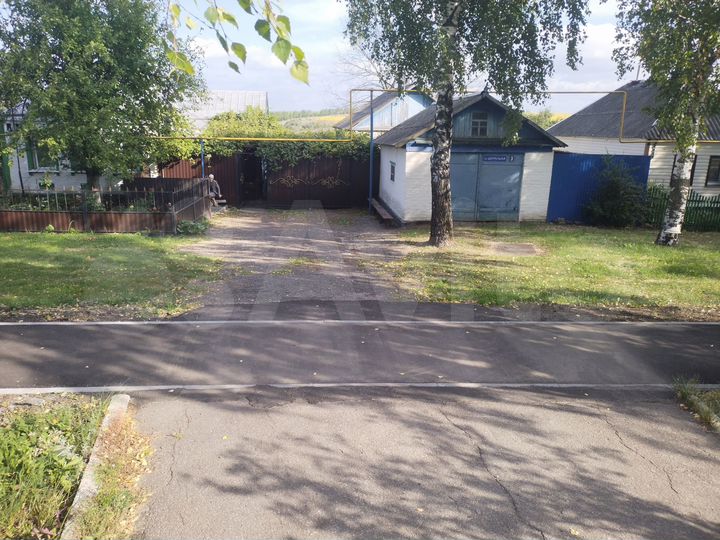 Дом 52 м² на участке 50 сот.