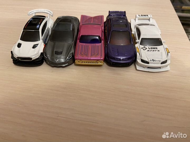 Hot wheels машинки