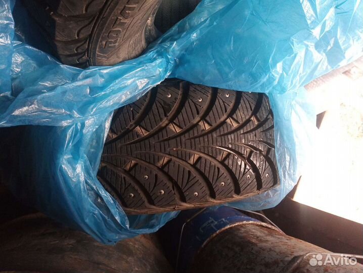 Goodyear UltraGrip Extreme 195/65 R15
