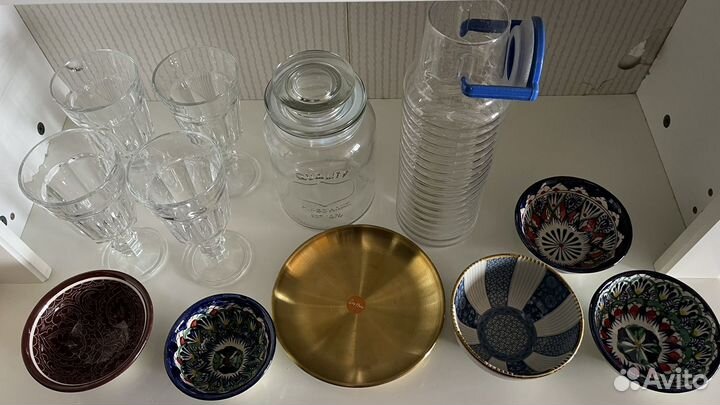 Пиалы, бокалы, вазы, кашпо