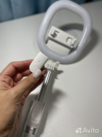 Кольцева лампа с bluetooth пультом для телефона