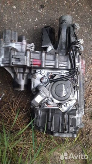 Раздатка Suzuki Grand Vitara III 2л. АКПП 2008г