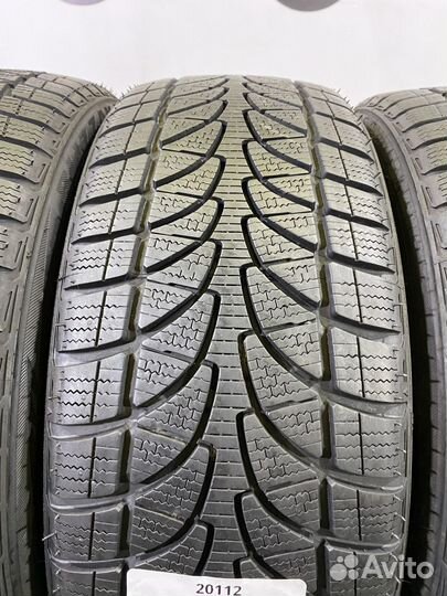 Bridgestone Blizzak LM-32 205/45 R17
