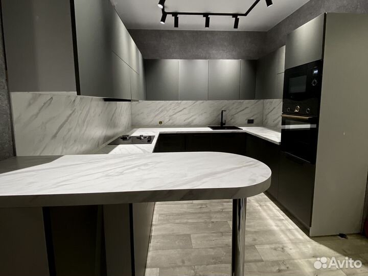 Сборщик кухни. Сборка шкафа. Сборка мебели