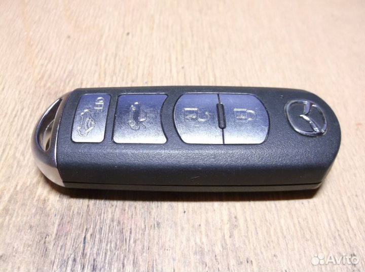 Mazda smart key model: SKE13E-01 hitag-PRO(ID49)