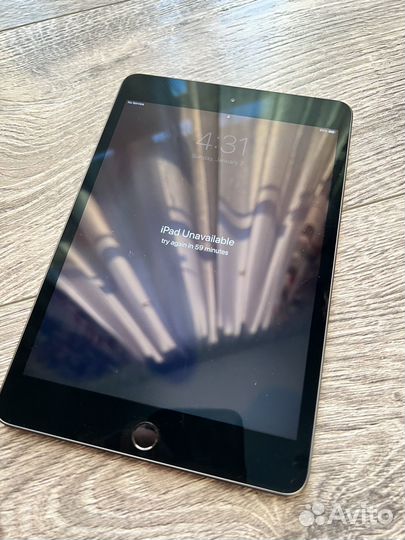 iPad Mini 5 2022 64GB Wi-Fi LTE заблокированный