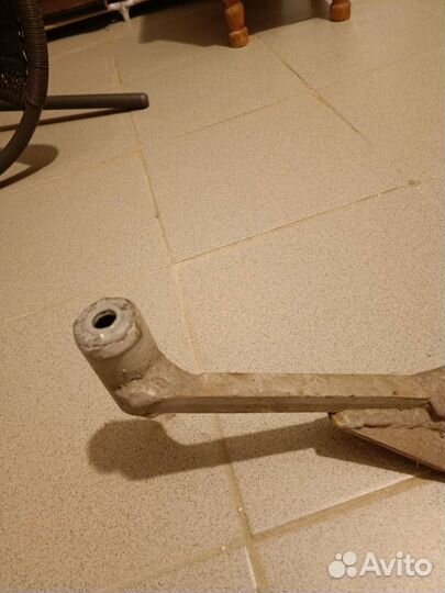 Фаркоп на Kia Quoris