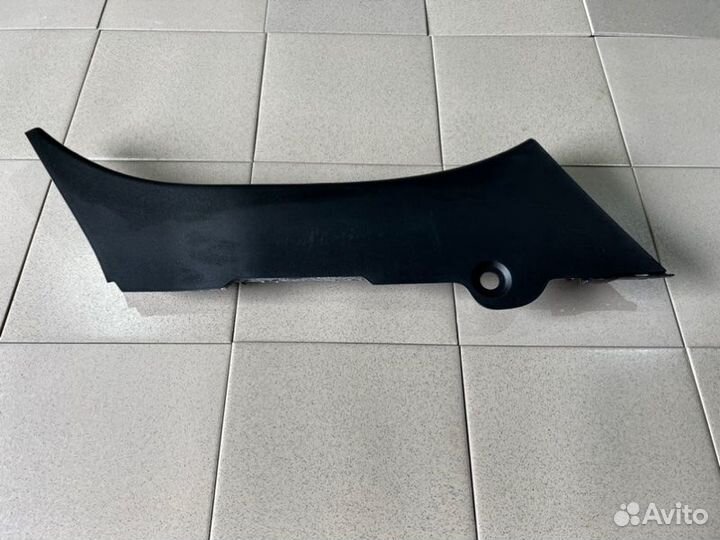 Обшивка стойки задняя правая Renault Duster пробег