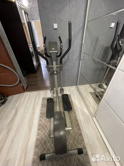 Эллиптический тренажер torneo