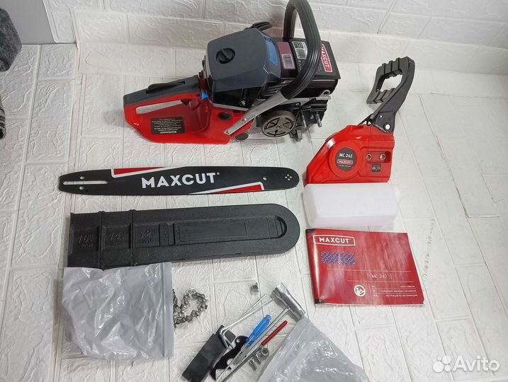 Пила цепная бензиновая Maxcut MC 242 reds