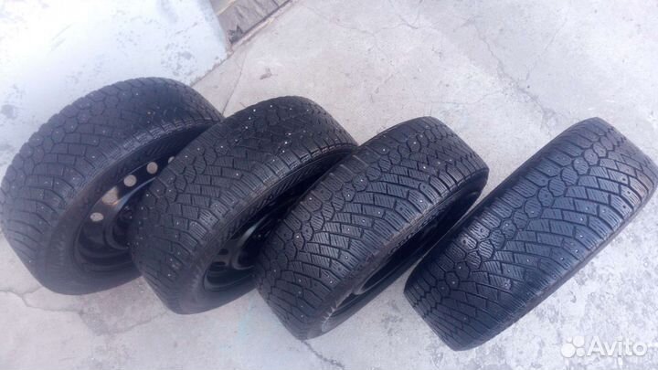 Gislaved Nord Frost 200 205/55 R16 94T