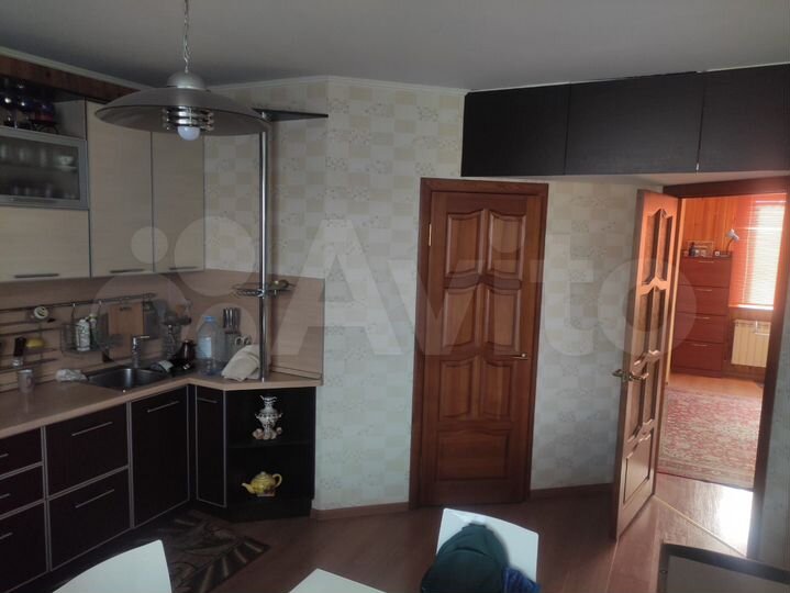 Дом 184 м² на участке 13 сот.