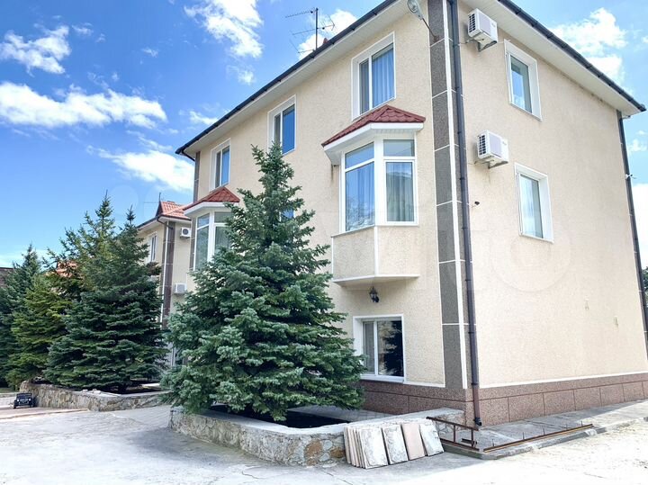 Дом 286,1 м² на участке 6,2 сот.