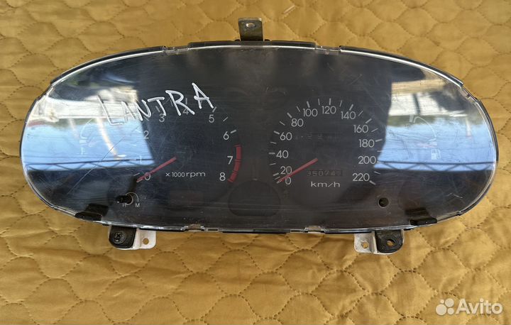 Щиток приборов Hyundai Lantra