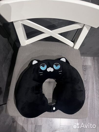 Подушка для путешествий