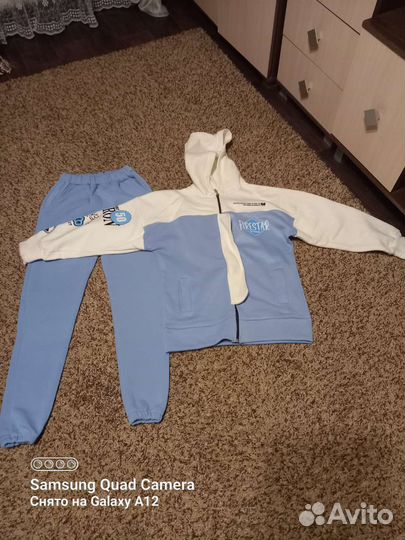 Спортивный костюм женский