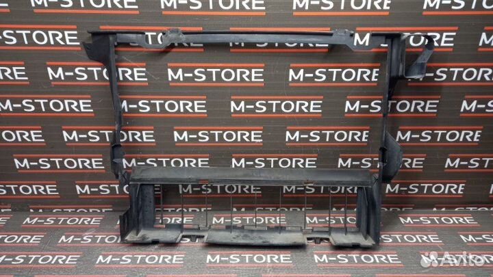 Диффузор радиатора Mercedes-Benz E-Class W210