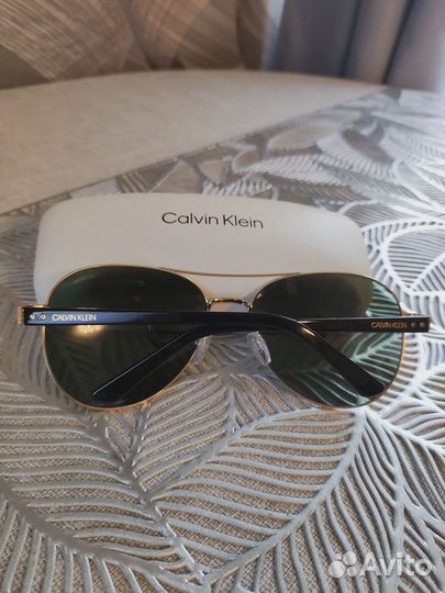 Оригинальные очки Calvin Klein