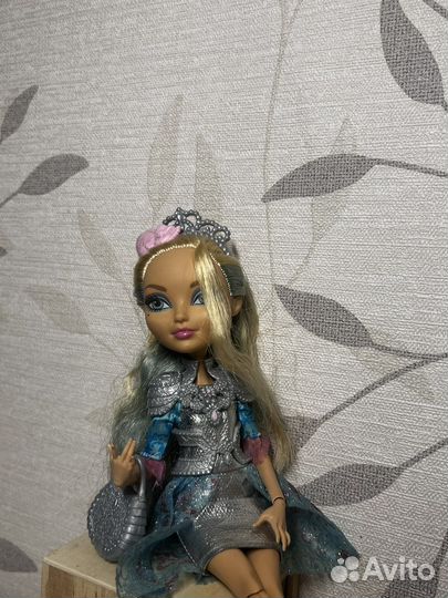 Кукла Ever After High Darling Charming базовая