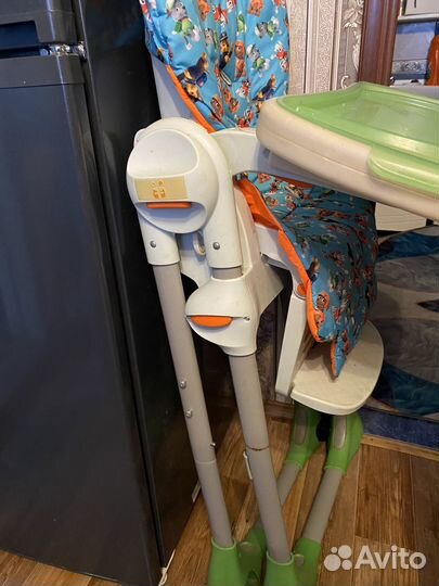 Стульчик для кормления