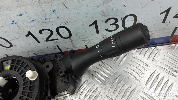 Переключатель поворотов подрулевой Renault Fluence