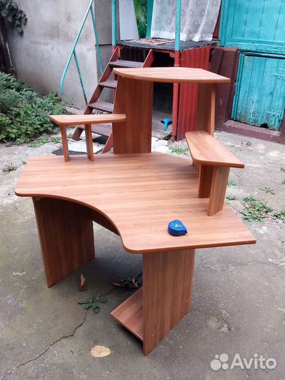 Компьютерный стол бу