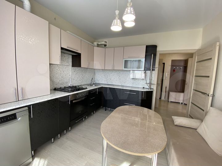 1-к. квартира, 37 м², 3/3 эт.