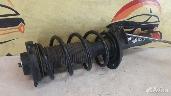 Амортизатор в сборе передний правый Skoda Octavia