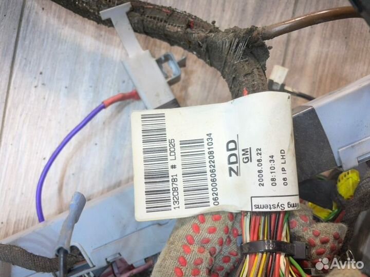 Проводка торпедо Opel Astra H хетчбек Z16XEP 2006