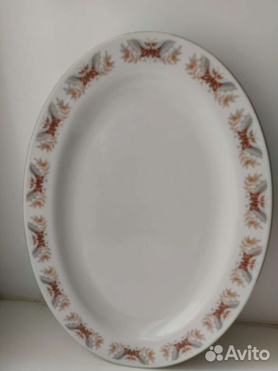 Блюдо фарфор