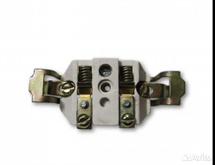 Розетка с подпружинеными контактами, новая, СССР